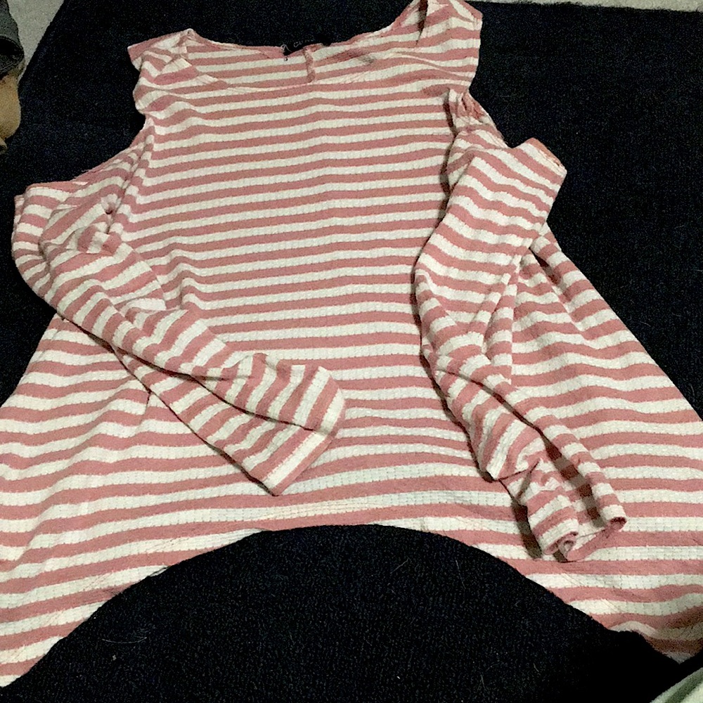 Cold shoulder long sleeve